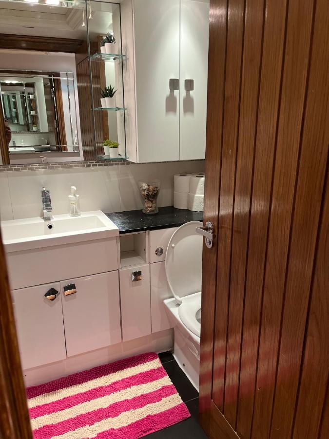 Stunning 1 Bedroom In Stunning Location - Mayfair Area Appartamento