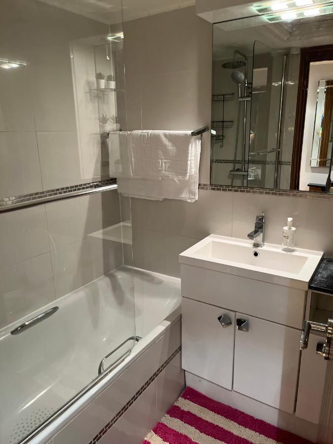 Appartamento Stunning 1 Bedroom In Stunning Location - Mayfair Area Londra